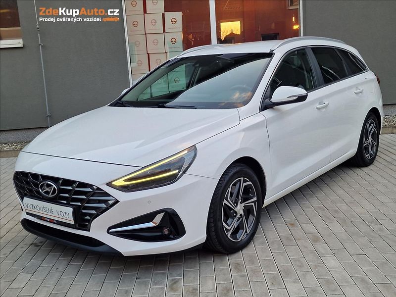 Hyundai i30 1.0 T-GDI Smart Kombi,ČR,1Maj - fotka 1 z 50