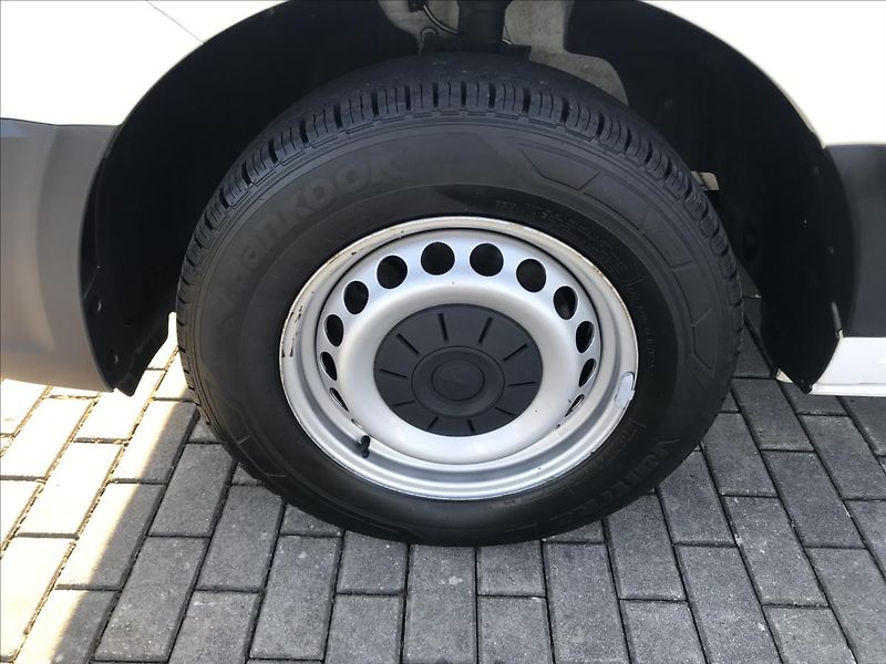 Volkswagen Crafter 2,0 - fotka 15 z 15