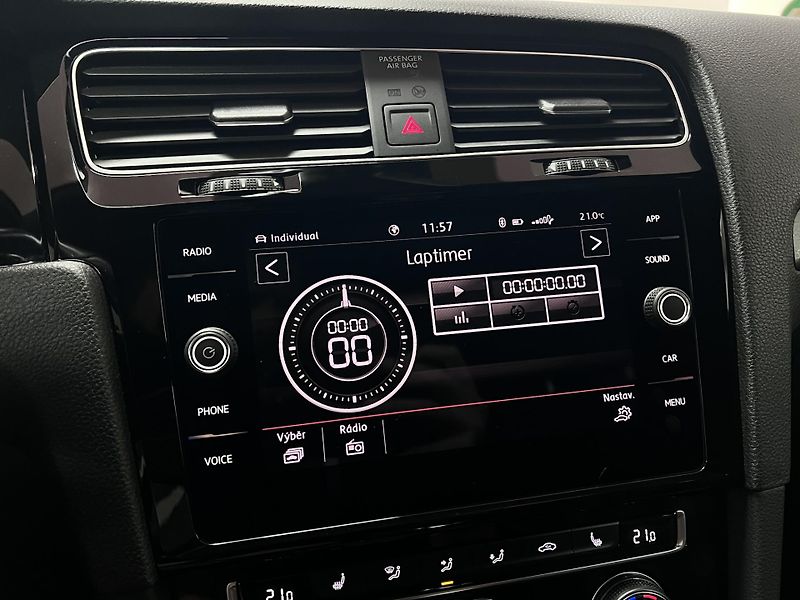 Volkswagen Golf GTI Performance 180 kW - fotka 36 z 50