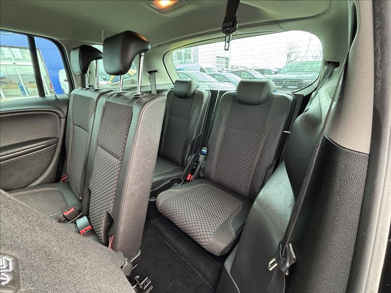 Opel Zafira 2,0 CDTi Ecoflex 125kW 7MÍST - fotka 16 z 28