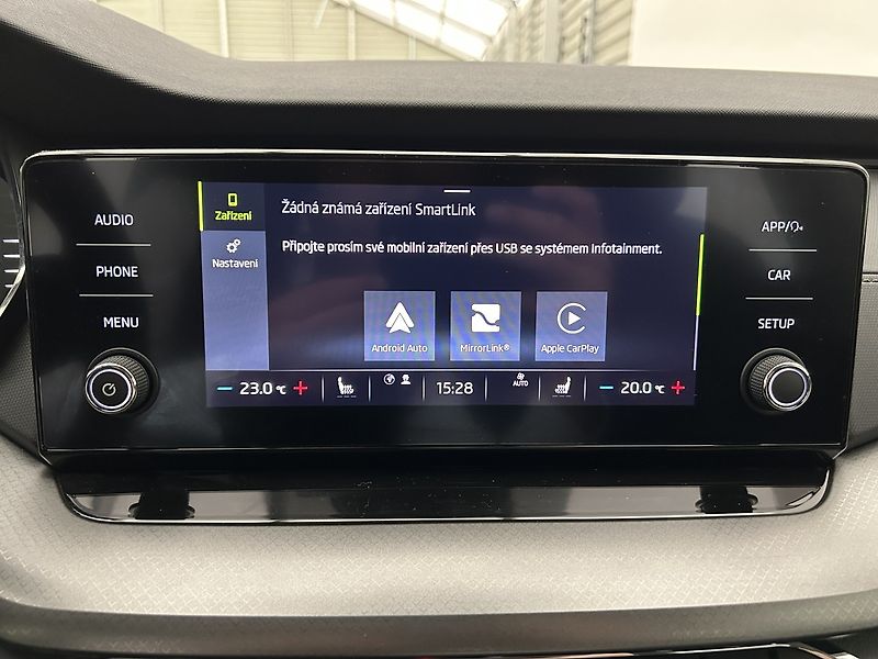 Škoda Octavia 1.5 TSI Ambition Plus - fotka 16 z 24