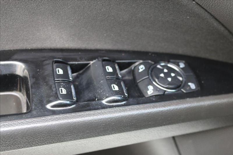 Ford Mondeo 2,0 132kw,TDi,ČR, 4x4 - fotka 12 z 50