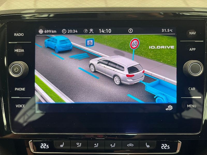 Volkswagen Passat 2.0 TDi LED SVĚTLA, rezervace - fotka 21 z 96