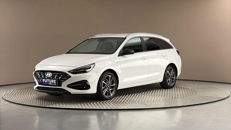 Hyundai i30 1.6 CRDI Style Kombi - fotka 1 z 28