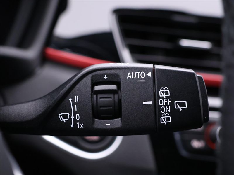 BMW X1 2,0 Xdrive 18d Sport - fotka 22 z 40