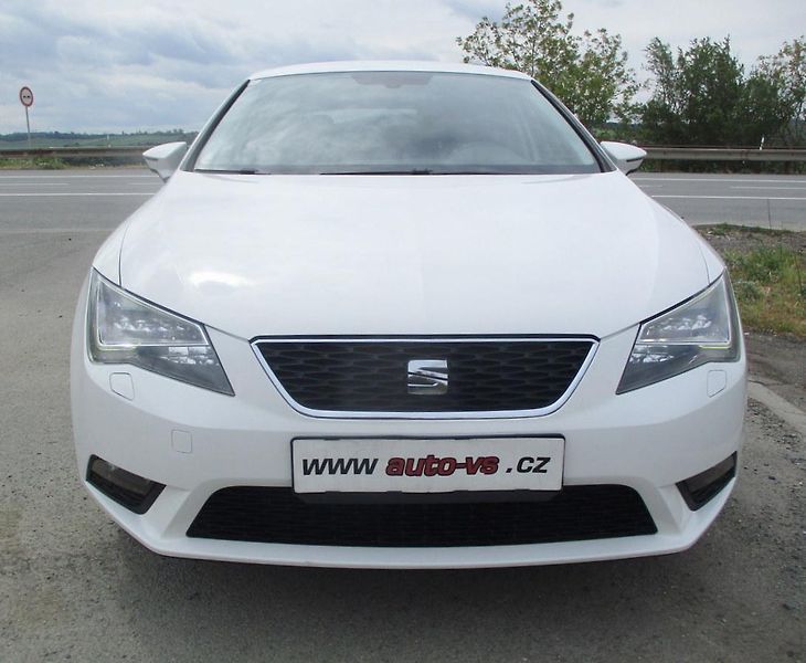 Seat Leon 1,2TSi 77kW STYLE FULL LED - fotka 3 z 48