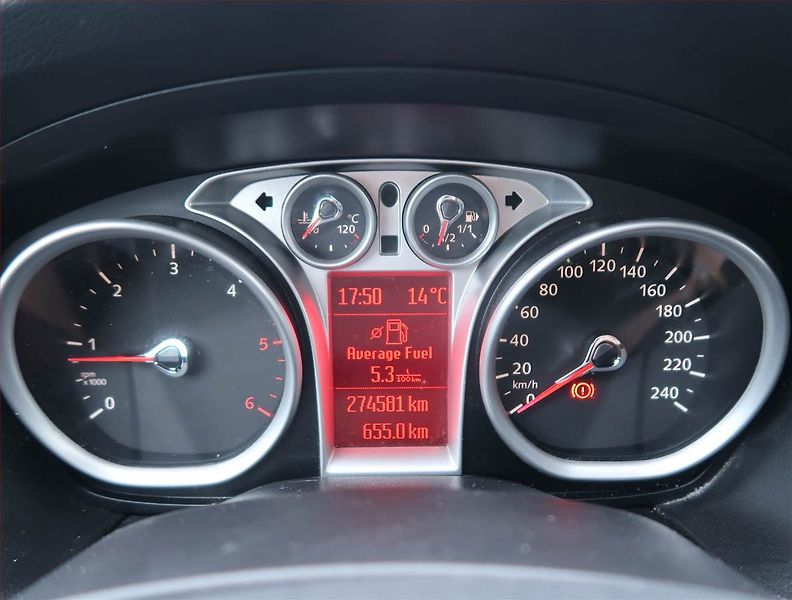 Ford Focus (2010) 1.6 TDCi, po STK, Klima - fotka 11 z 14