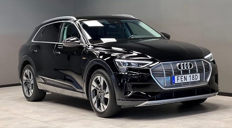 Audi e-tron 55 Quattro SoH 94% Kam Tažné - fotka 20 z 23
