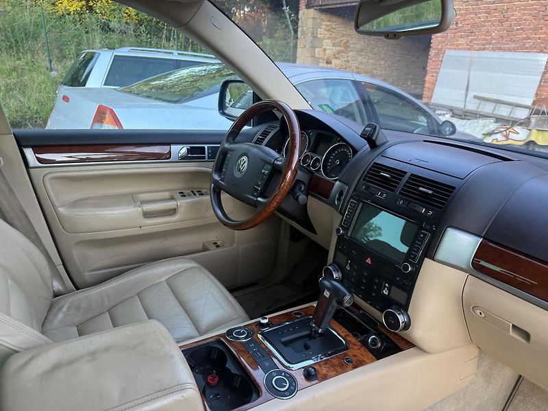 Volkswagen Touareg (2004) 5.0 V10 - fotka 13 z 17