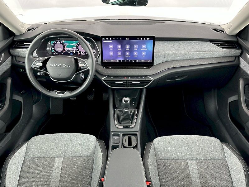 Škoda Octavia (2025) Combi 1.5TSI 110kW Top Selecti - fotka 5 z 33