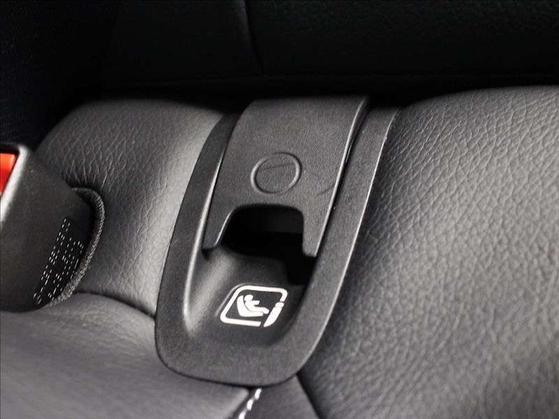 Mercedes-Benz CLS 2,0 D 9G - Tronic AMG line - fotka 29 z 31