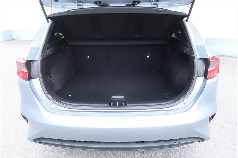 Kia Ceed (2021) Silver 1.0 T-GDI, Serv.kniha - fotka 14 z 20