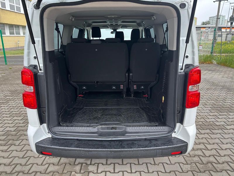 Toyota ProAce Verso 2,0 D-4D L2 - fotka 10 z 23