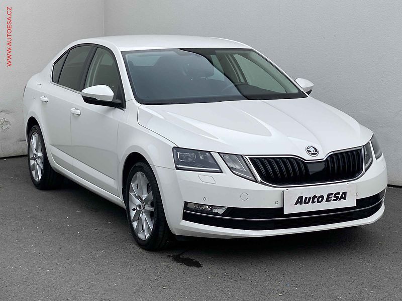 Škoda Octavia (2018) 1.6 TDi, ČR, Style, LED - fotografie inzerátu