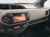 Toyota Yaris (2016) 1.33 Dual VVT-i, ČR,1.maj - náhled 16