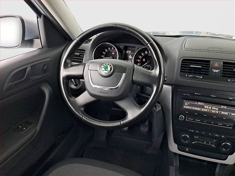 Škoda Yeti (2012) 2.0 TDI, Tempomat - fotka 7 z 16