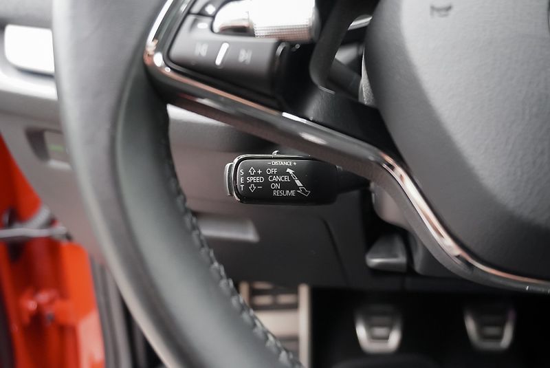 Škoda Octavia 1.5 TSI STYLE PLUS - fotka 37 z 46