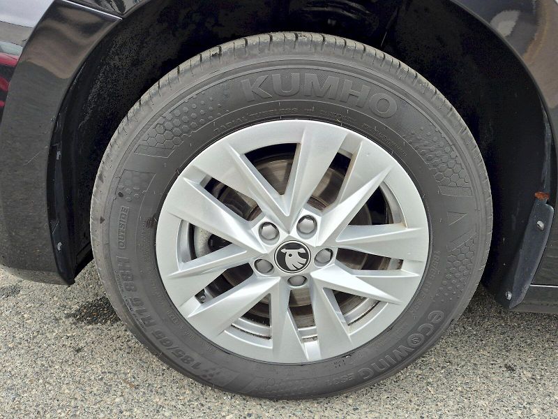 Škoda Fabia (2025) Top Selection 1.0 TSI 85 kW DS - fotka 25 z 25