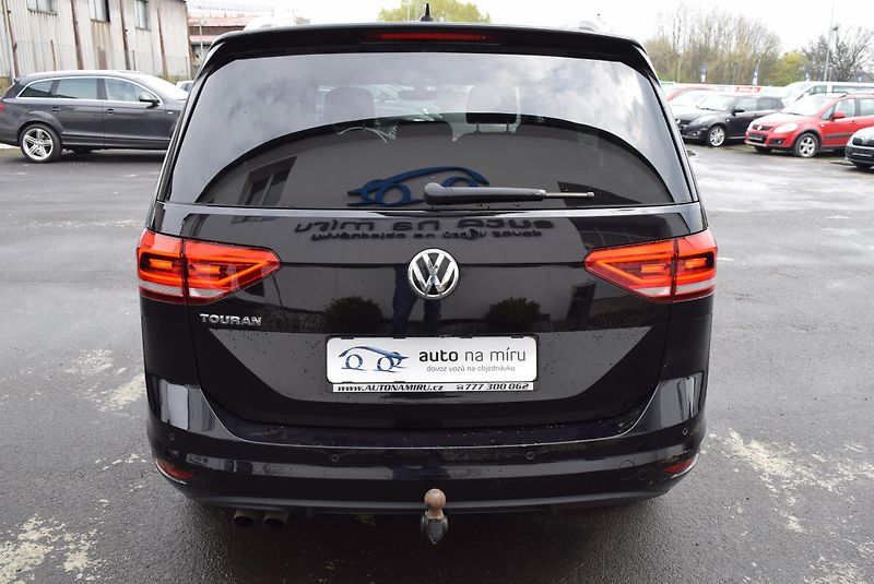 Volkswagen Touran (2018) 1.4TSI 110kw HIGHLINE TAŽ LED - fotka 9 z 50