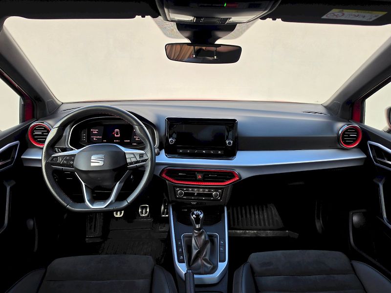 Seat Arona (2023) 1,0TSI 81KW FR - fotka 5 z 30