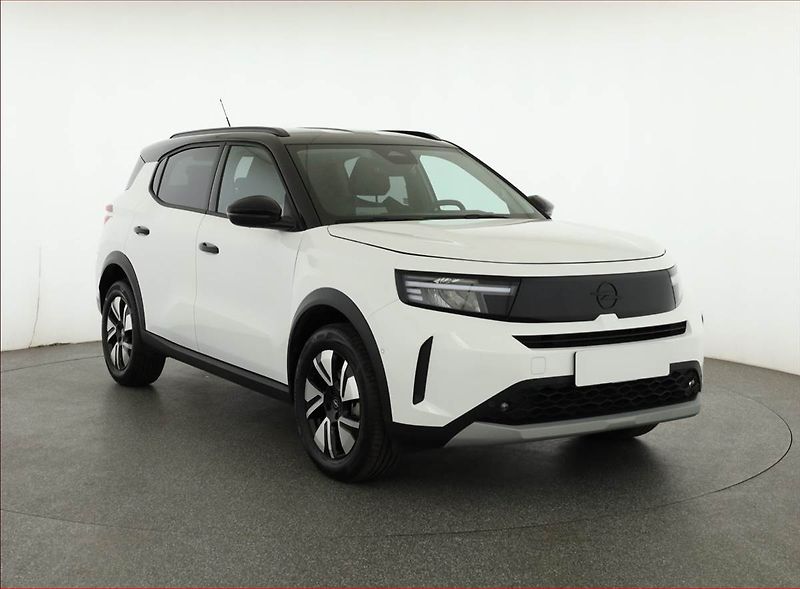Opel Frontera (2025) 1.2 hybrid - fotka 1 z 20