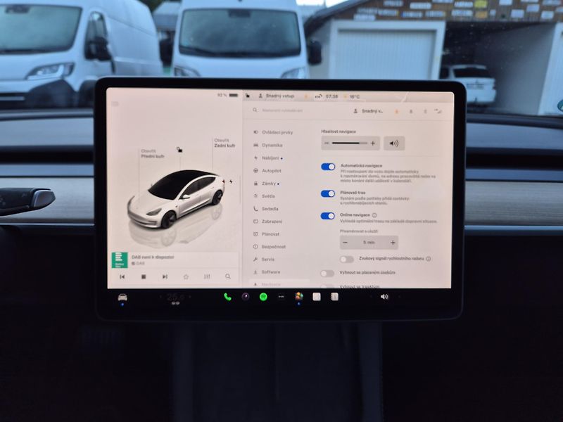 Tesla Model 3 LONG RANGE DUAL MOTOR TZ  95% - fotka 29 z 48