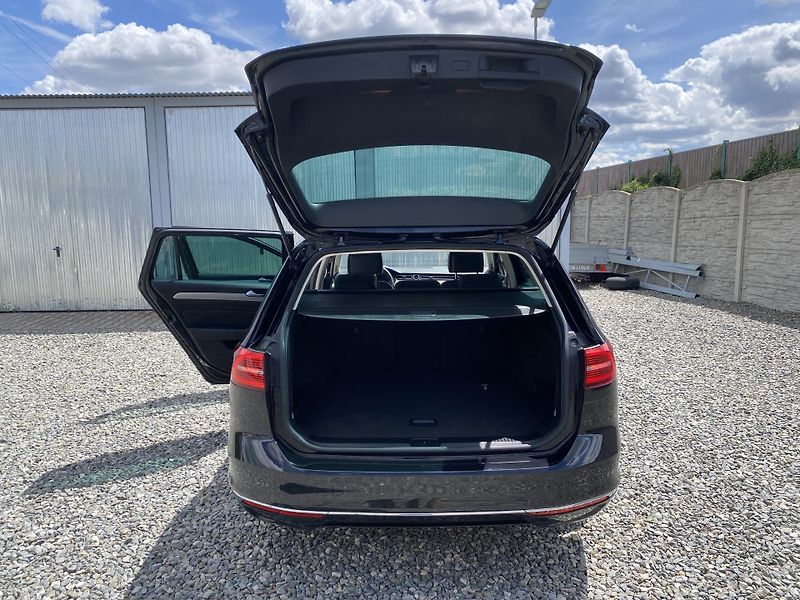 Volkswagen Passat 2.0TDi 150PS DSG 113000TKM!!!! - fotka 105 z 152