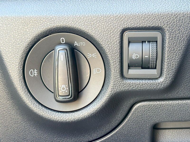 Škoda Kamiq (2022) 1.5 TSI / 110 kW / AMBITION - fotka 22 z 24