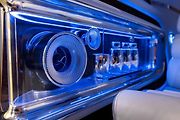 Nový Mercedes-Benz VLS bude luxusní dodávka. Zadní část připomíná obývací pokoj.