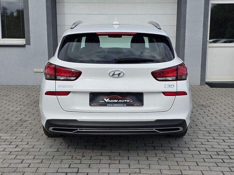 Hyundai i30 (2023) 1.0T-GDi 88kW Comfort ČR NOVÉ - fotka 6 z 21