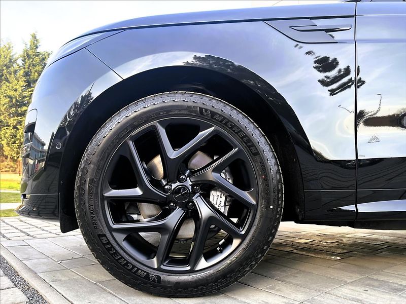Land Rover Range Rover Sport (2026) 3,0 P460e DYNAMIC SE PHEV - fotka 3 z 39