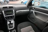 Škoda Octavia (2009) 2.0 TDI, Automat, po STK - náhled 8