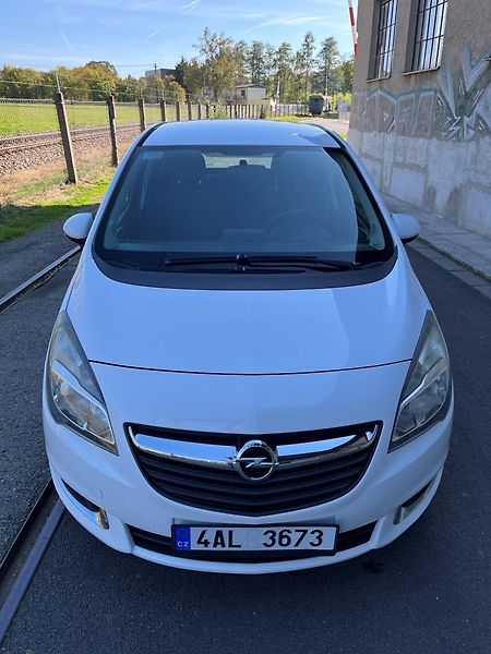 Opel Meriva (2014) - fotka 6 z 32