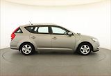 Kia Ceed (2011) 1.6 CVVT, po STK, Tažné - náhled 6