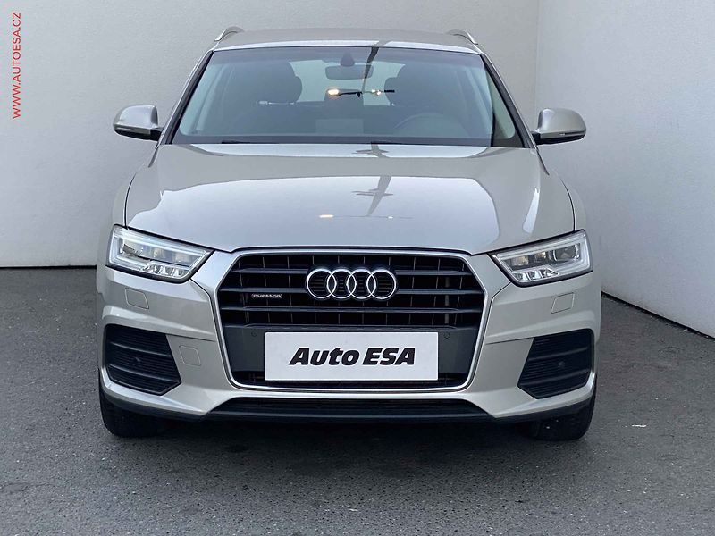 Audi Q3 (2016) 2.0 TSi quattro, AT, LED - fotka 2 z 19