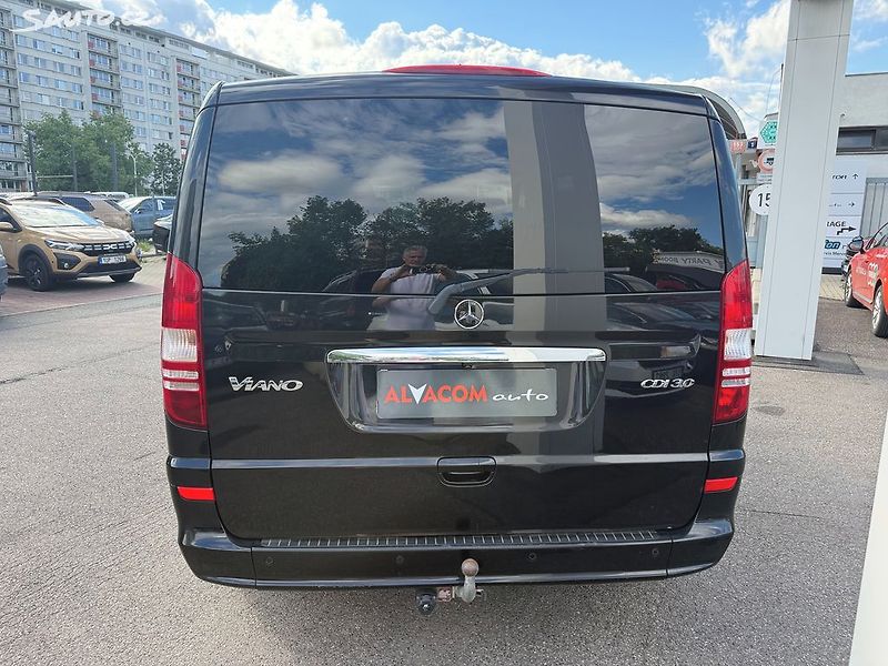 Mercedes-Benz Viano 3.0 CDi Extra Long - fotka 7 z 41