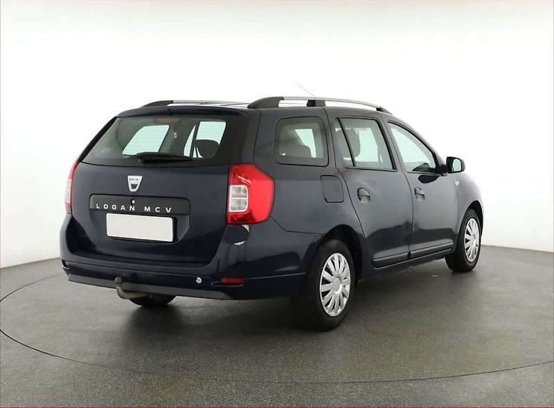 Dacia Logan (2015) 1.2 16V, nová STK, Tažné - fotka 5 z 12