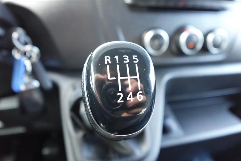 Renault Master 2,3 DCI  SKŘÍŇ CHLAĎÁK KLIMA - fotka 28 z 28