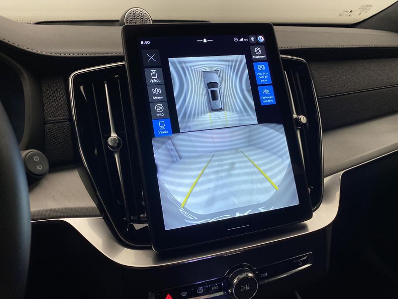 Volvo XC90 T8 RECHARGE BLACK EDITION 7m - fotka 66 z 72