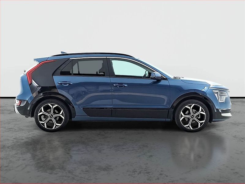 Kia Niro (2023) Premium Hybrid - fotka 6 z 23