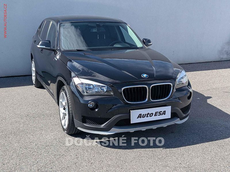 BMW X1 (2015) 2.0d xDrive, ČR, AC, TZ - fotka 1 z 3
