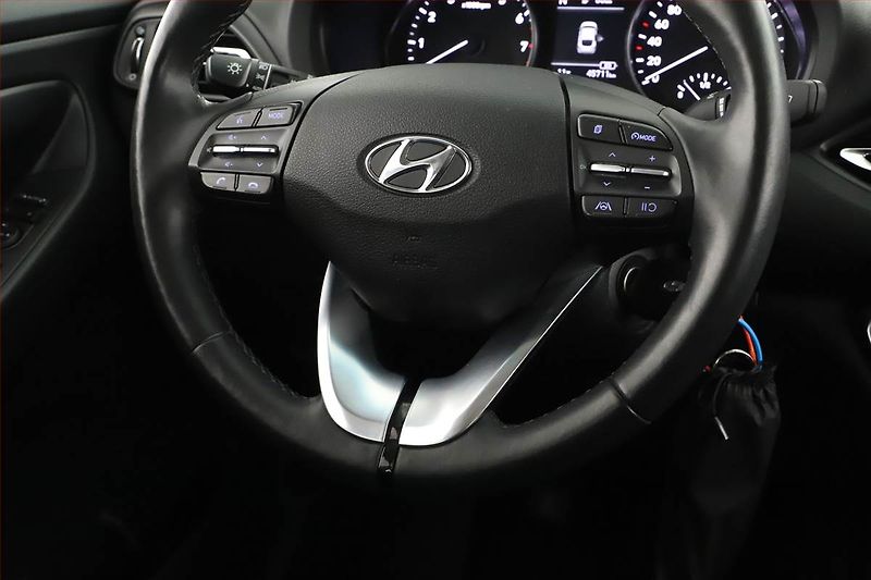 Hyundai i30 (2024) Style 1.5 T-GDI MHEV - fotka 8 z 13