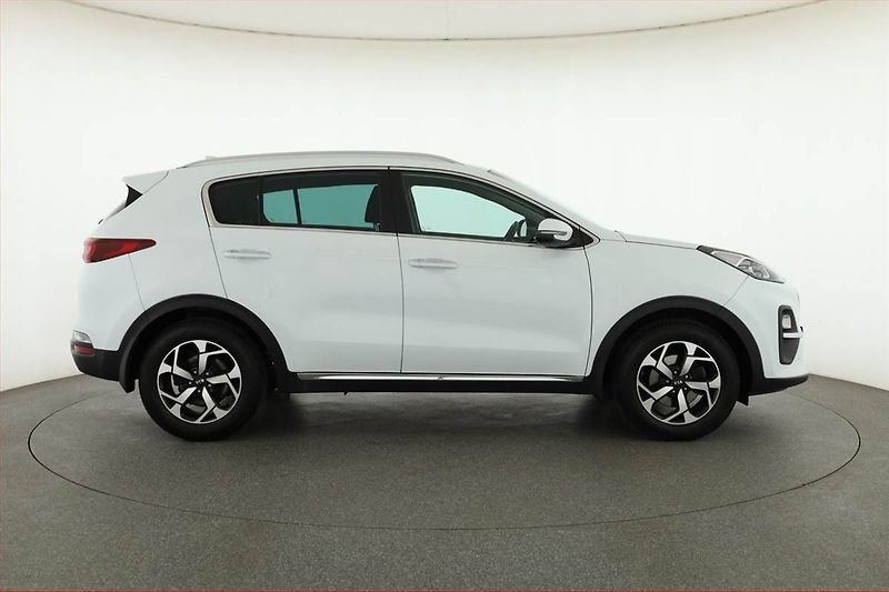 Kia Sportage (2021) 1.6 CRDi, ČR,1.maj, Serv.kniha - fotka 6 z 16