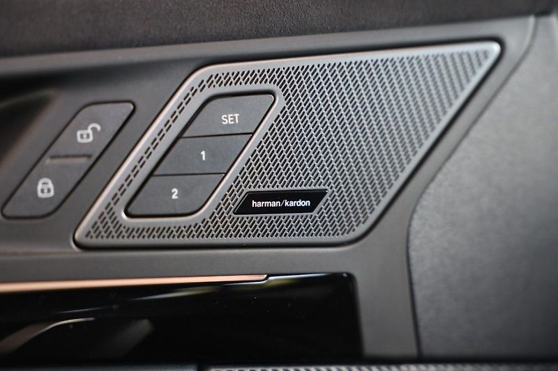 BMW X1 M35i xDrive - fotka 13 z 18