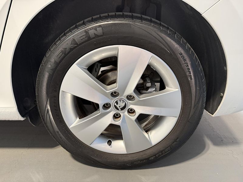 Škoda Scala 1.0 TSI 81kW Style - fotka 11 z 11