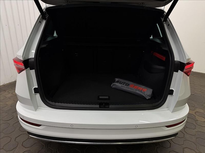 Škoda Karoq SPORTLINE 1.5TSI DSG ACC DCC - fotka 35 z 43