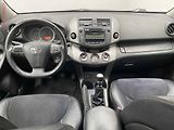 Toyota RAV4 (2010) 2.2D-4D 4x4, AC, výhřev sed. - náhled 8
