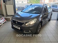 Peugeot 2008 (2017) 1.2, ČR, AT, STK1/27 - fotografie inzerátu
