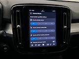 Volvo XC40 B3 DARK PLUS AUT CZ 1. maj. - náhled 33