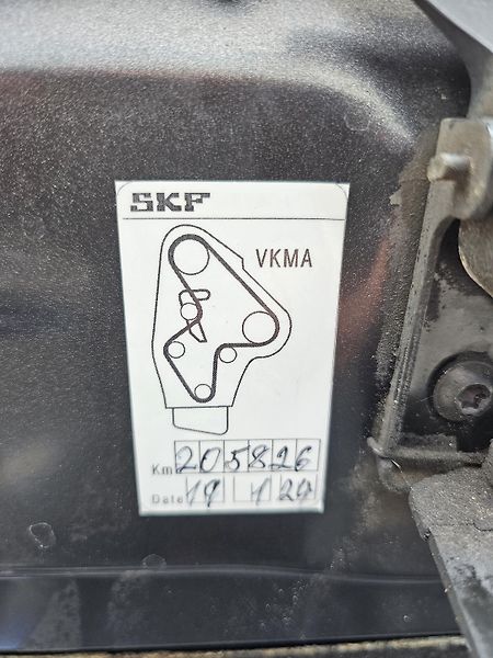 Škoda Superb 2.0 TDI 103kW,SENZORY,SERVISKA - fotka 46 z 53
